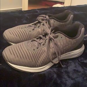 ASICS Mens Grey DynaFlyte 3 Size 7.5